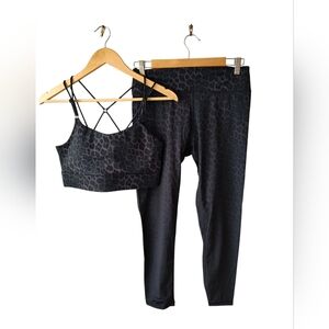 NWOT Vie Active Carla Sports Bra and Rockell Leggings in Black Leopard Ombre L